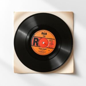 Soulful Serenade: Vintage R&B Vinyl Experience